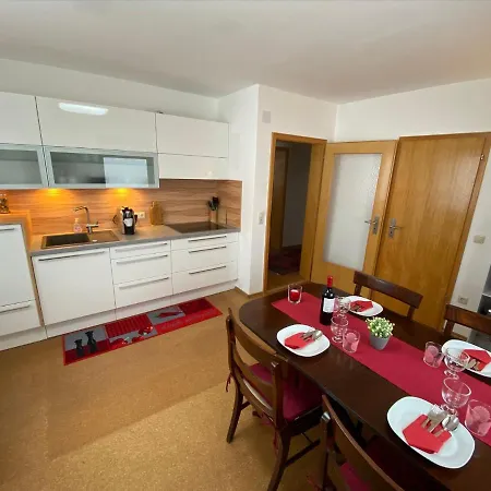 Mitten Im Bayerischen Wald-95m² + *netflix* Direkt Am Skilift! Apartment *